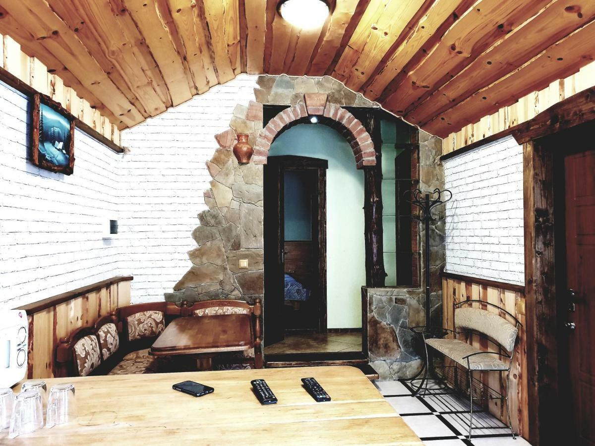 Котеджi У Бажанiв Tatariw Exterior foto